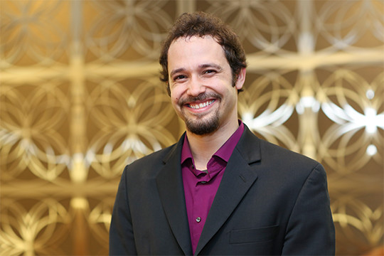 Ben Bolter is an acclaimed conductor, musician, and educator with a Master's in orchestral conducting, known for his debut with the National Symphony Orchestra.
